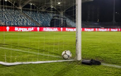 Portarul Codruț Sandu a blocat liderul Dinamo într-un meci încheiat la egalitate