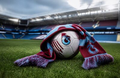 Trabzonspor îi aduce pe Mohamed Salah și Darwin Nunez iar viitorul lui Denis Drăguș este incert
