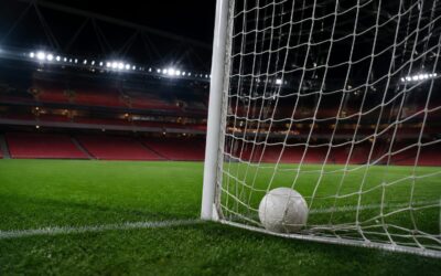 Manchester United a remizat cu Arsenal, 1-1, după două înfrângeri la începutul sezonului. Egalarea a venit în minutul 95