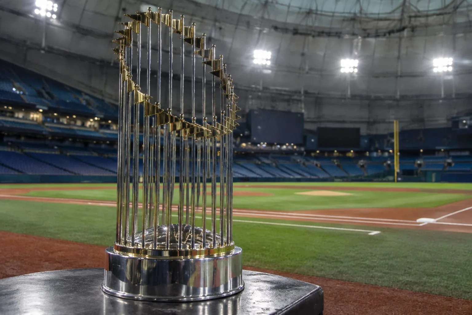 Trofeul World Series la Tropicana Field